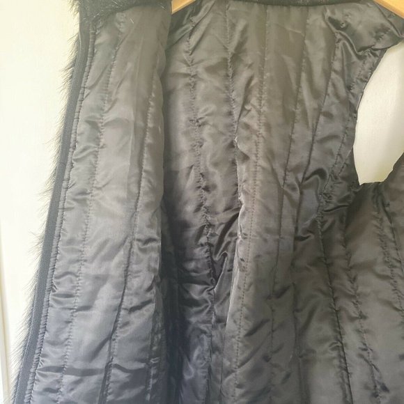 Weatherproof Women’s Faux Fur Puffer Quilted Vest - Picture 7 of 7